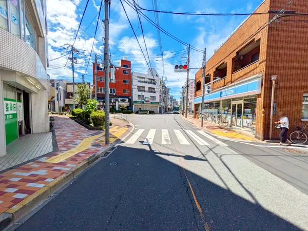 【前面道路】北側公道約8.9ｍに間口約4.9ｍ接道しております。