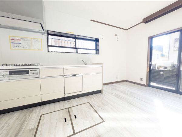 板橋区中台1丁目中古戸建 リビング