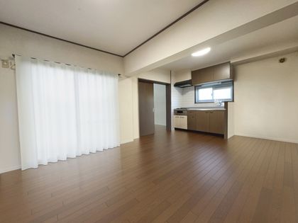 三田南常盤台コーポ リビング