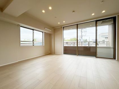 ヒルズ城北中央公園 リビング