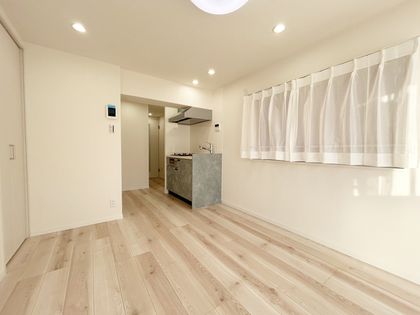 三田向原コーポ リビング