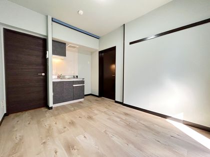 山興弥生町マンション リビング