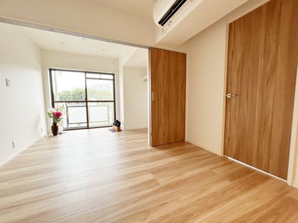 キャニオンマンション若木町 リビング キャニオンマンション若木町 リビング