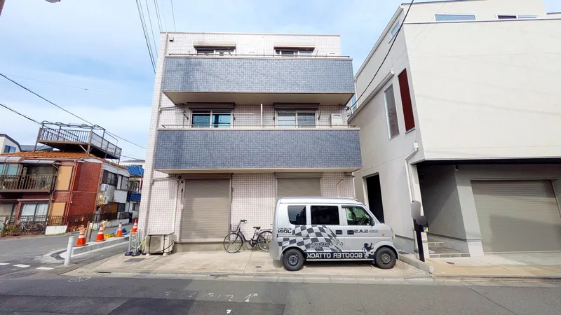 板橋区立若木小学校まで徒歩6分、板橋区立中台中学校まで徒歩13分の立地。