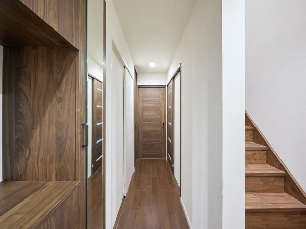 当社はお客様が安心してご相談いただけるようユニットで対応させていただきます。お気軽にお問い合わせください。