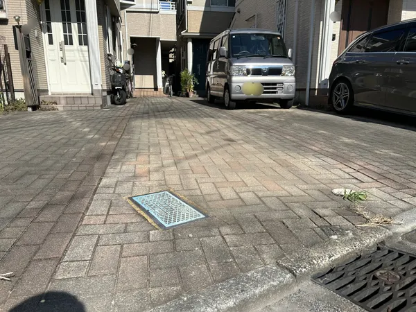 外観／玄関前アプローチ