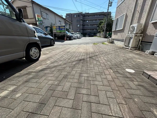 駐車スペース２台分