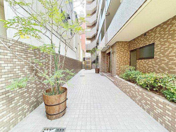 モナークマンション両国隅田川 エントランス モナークマンション両国隅田川 エントランス