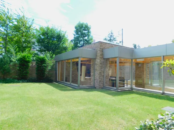 フォレストラウンジ