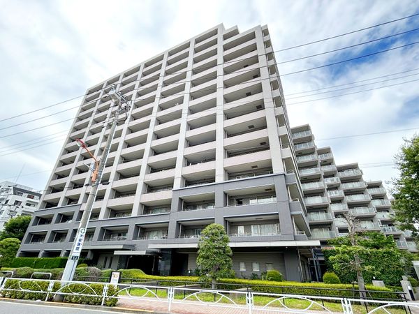 エスタガーデン 外観