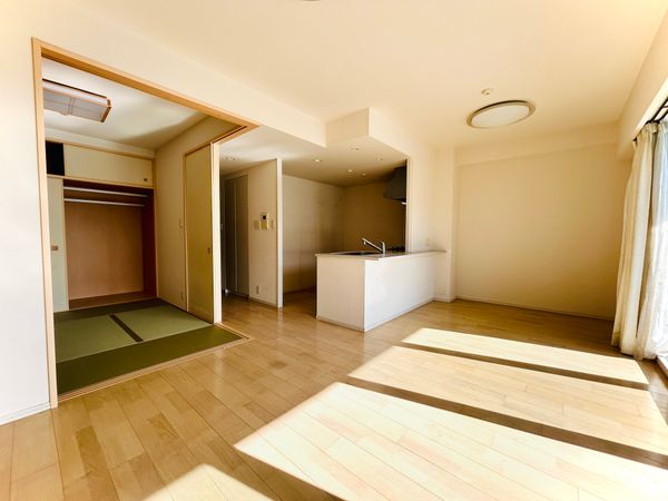 東綾瀬公園ハイライズアーバンスクエア リビング