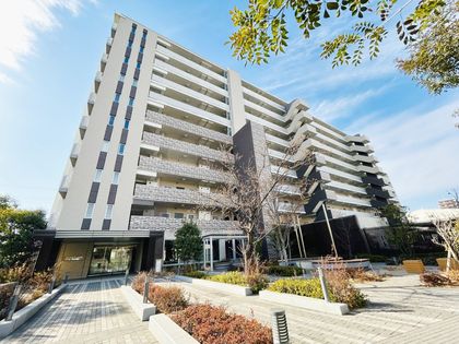 アデニウム ザ・オアシスガーデン 外観