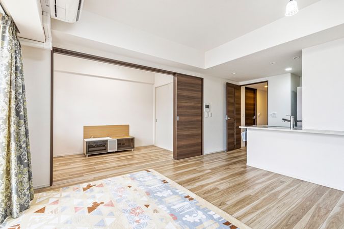 アデニウム ザ・オアシスガーデン リビング