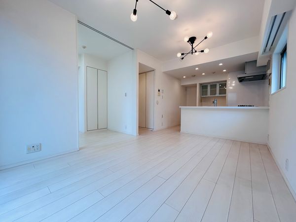 パークリュクス秋葉原monoイースト リビング