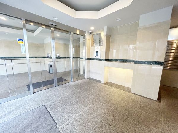 藤和シティホームズ綾瀬しょうぶ沼公園タワービューレジデンス エントランス エントランス