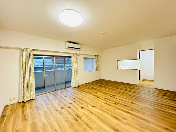 グランアジール東京アクアレジデンス リビング