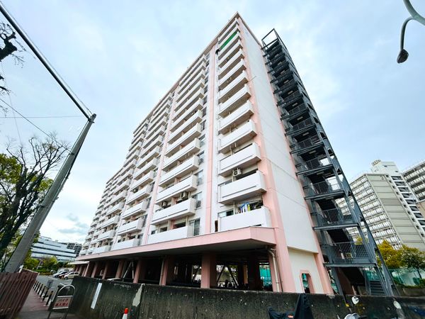 南砂住宅 2号棟 外観 南砂住宅 2号棟 外観