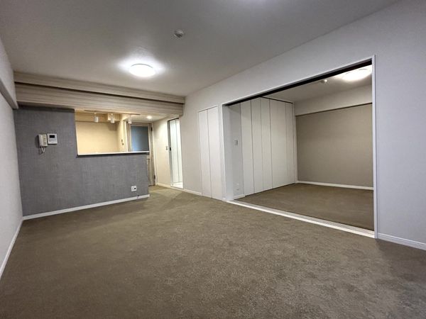 ファミリータウン東陽 L棟 リビング