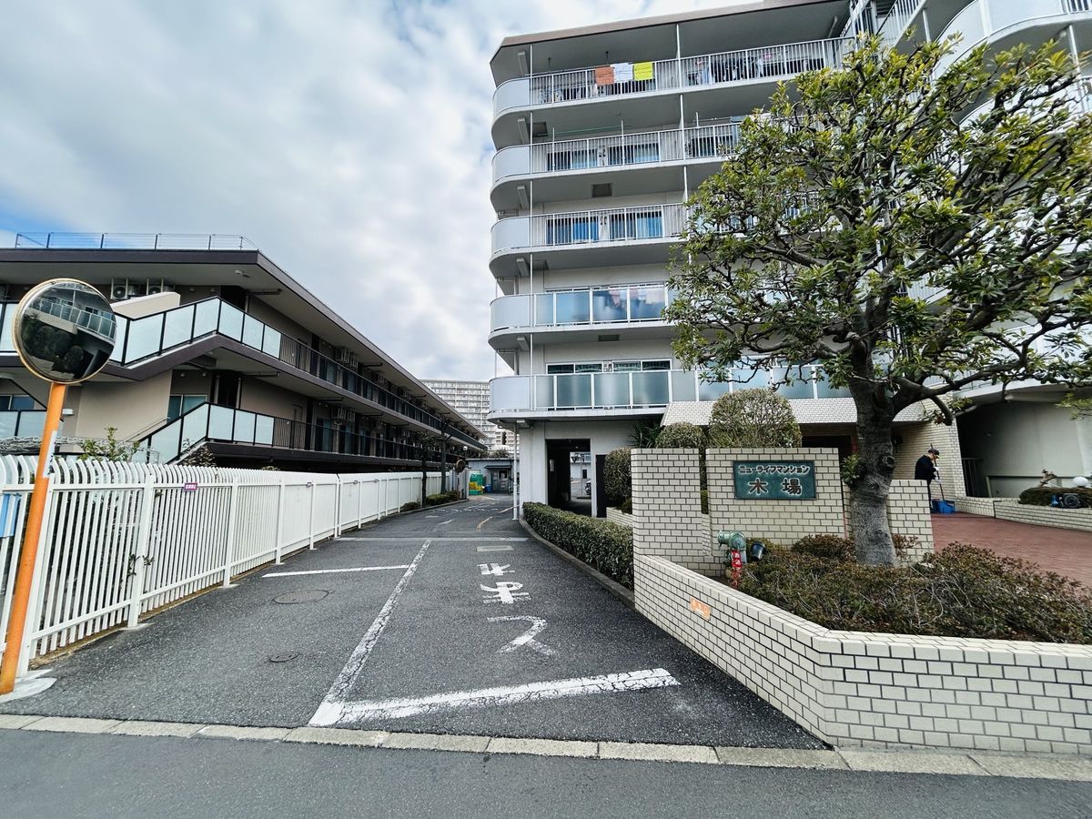 ニューライフマンション木場 駐車場 駐車場