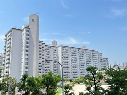 南砂住宅 8号棟 外観 南砂住宅 8号棟 外観