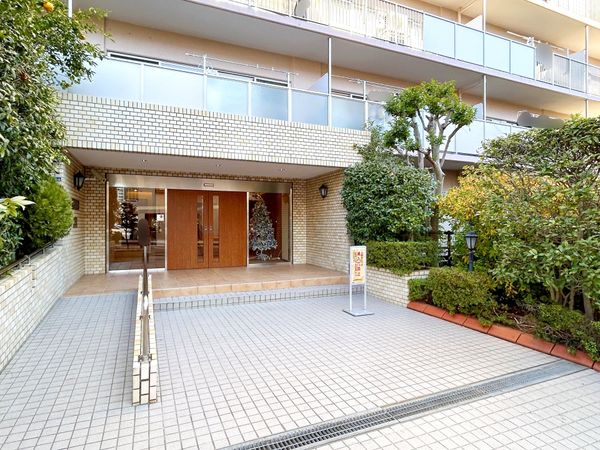 東陽町ガーデニア A棟 エントランス 東陽町ガーデニア A棟 エントランス