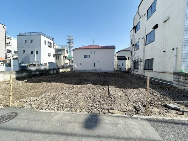 現地