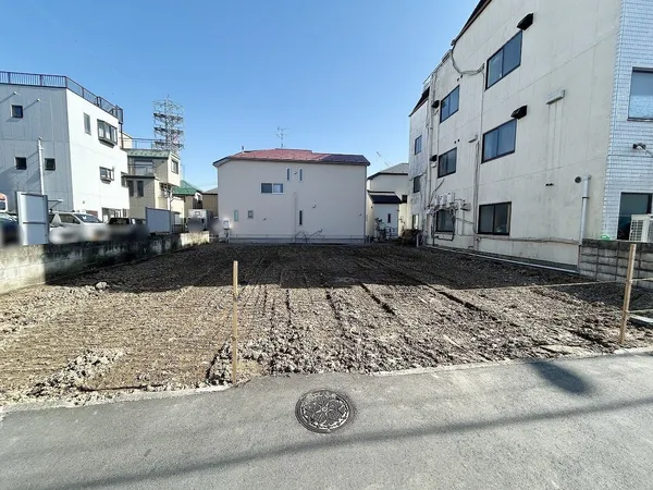 現地
