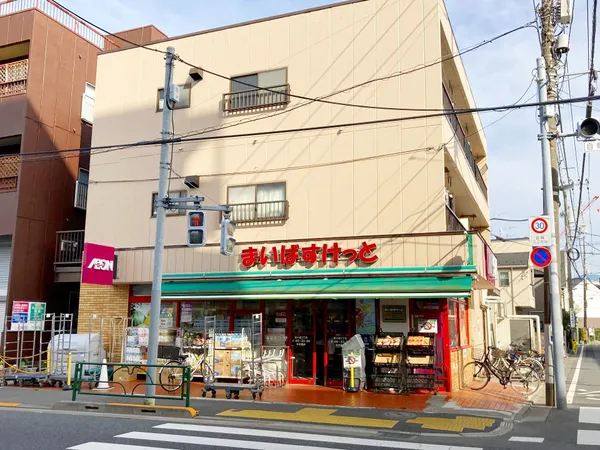 徒歩1分。