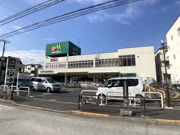 徒歩5分。