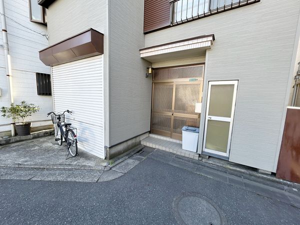 東篠崎1丁目 戸建 玄関