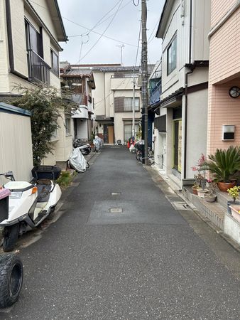 鹿骨4丁目 戸建 前面道路含む外観