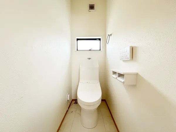 ３階トイレ