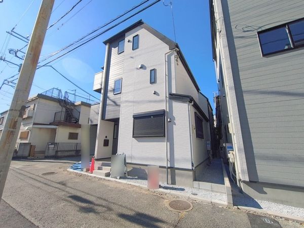 西新小岩5丁目 新築戸建2号棟 間取図(平面図) 西新小岩5丁目 新築戸建2号棟 間取図(平面図)