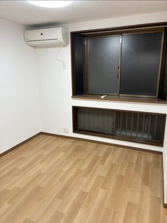 四つ木2丁目 戸建 洋室