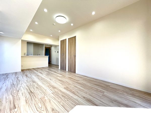 ライオンズマンション篠崎八石公園 リビング ライオンズマンション篠崎八石公園 リビング