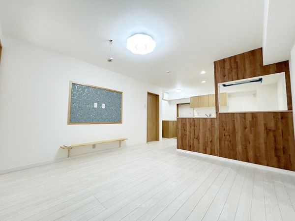 信和江戸川マンション リビング 信和江戸川マンション リビング