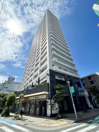 東京グランファースト 外観