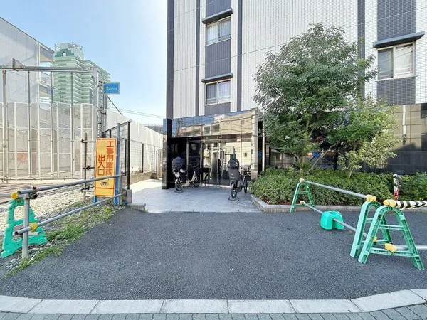 エントランスアプローチ
