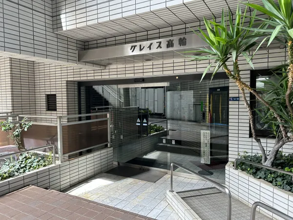 マンションエントランス