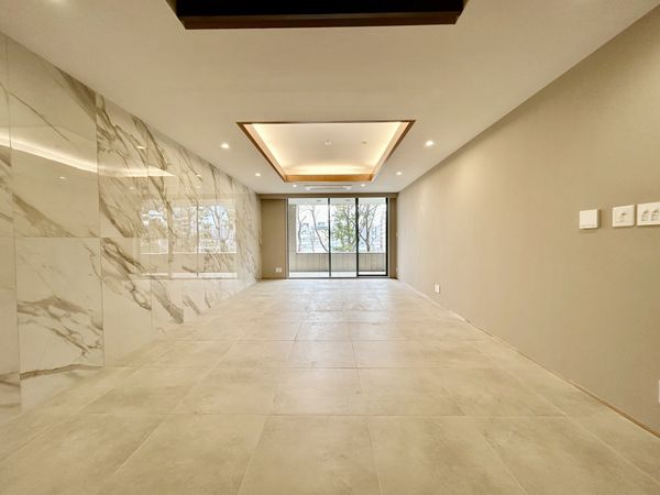 麻布霞町パークマンション リビング