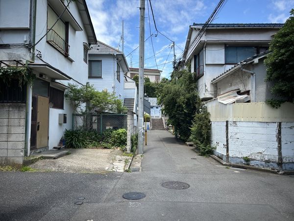 新宿区下落合4丁目 土地 前面道路含む外観 新宿区下落合4丁目 土地 前面道路含む外観