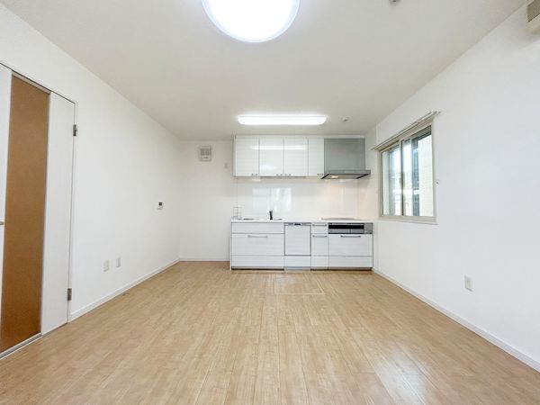 豊島区千川2丁目戸建 リビング