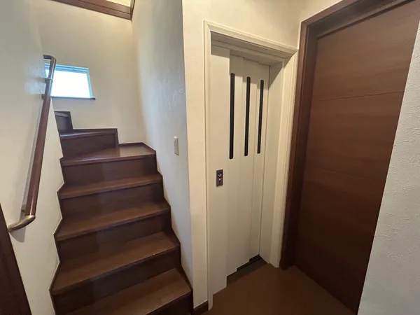 エレベーター