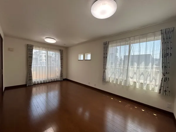３階洋室