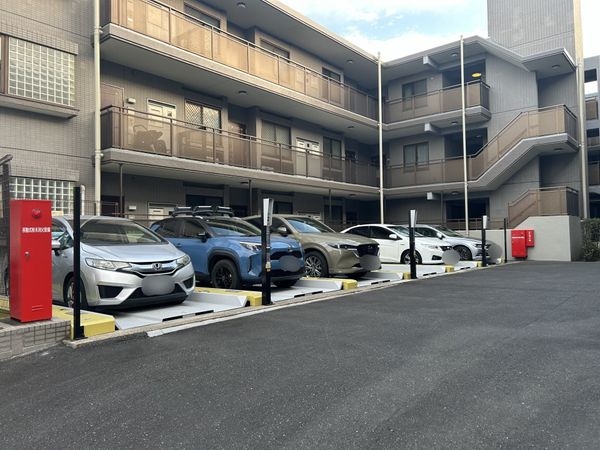 朝日マンション目白 駐車場 朝日マンション目白 駐車場