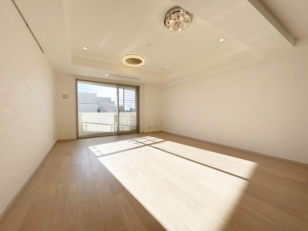 フェリアル池袋アルシエーロ リビング