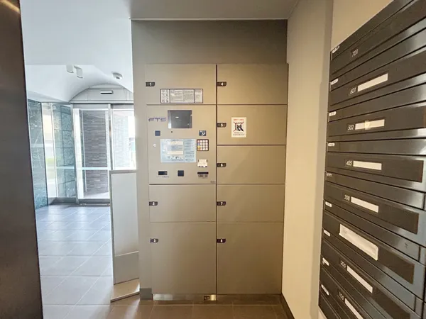 宅配ボックス