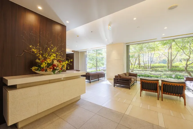 １階共用部分ラウンジ