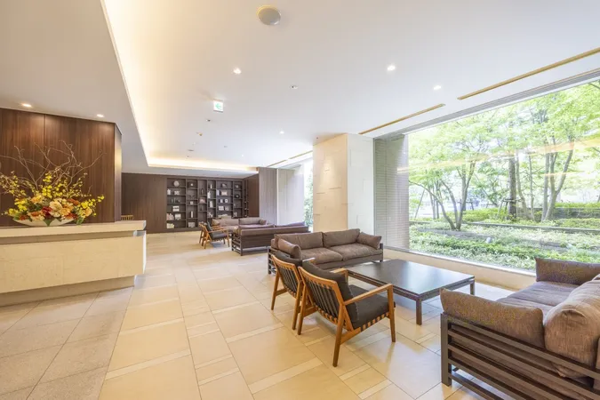 １階共用部分ラウンジ