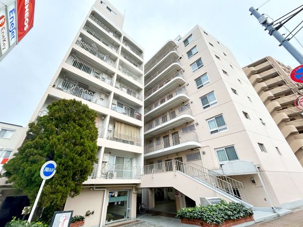 カクエイ・ハイホーム 外観